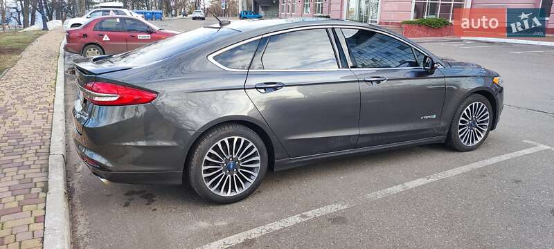 Седан Ford Fusion 2017 в Киеве фото 13 Седан Ford Fusion 2017 в Киеве