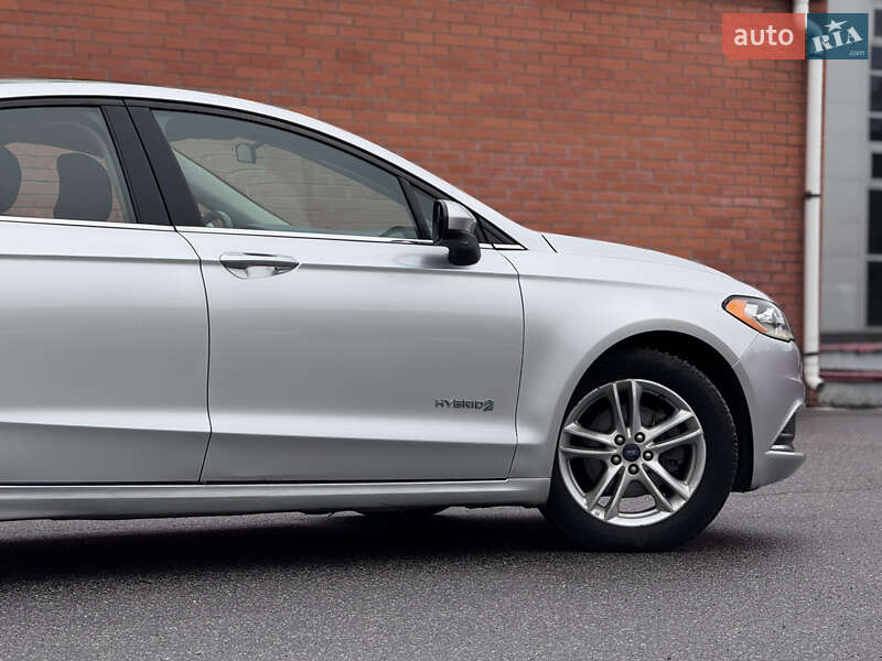 Седан Ford Fusion 2017 в Киеве