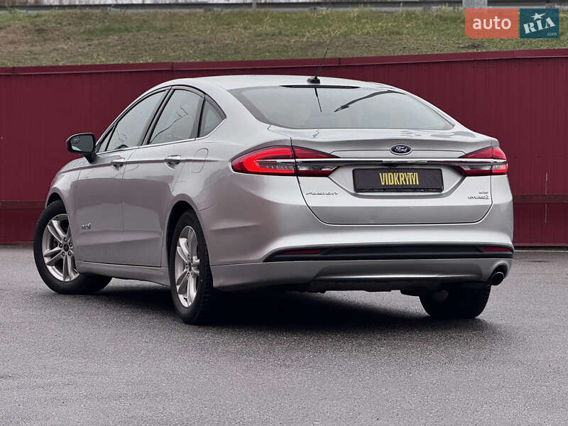 Седан Ford Fusion 2017 в Киеве