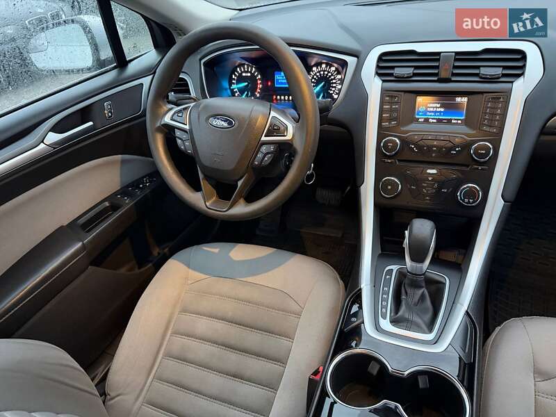 Седан Ford Fusion 2014 в Борисполі
