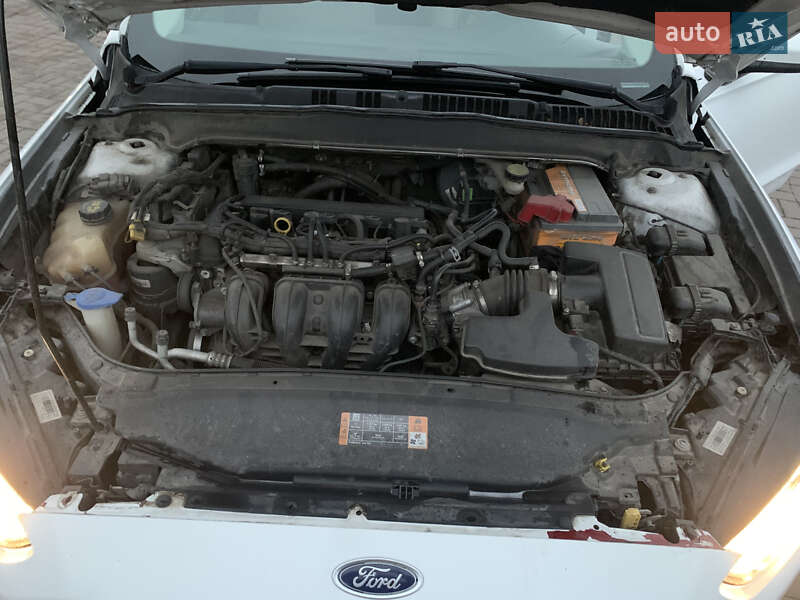 Седан Ford Fusion 2016 в Киеве фото 32 Седан Ford Fusion 2016 в Киеве