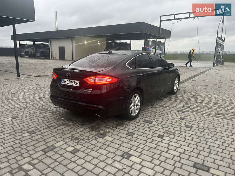 Седан Ford Fusion 2014 в Виннице