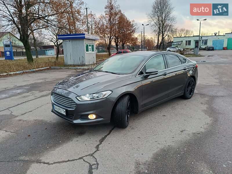 Седан Ford Fusion 2015 в Чернігові