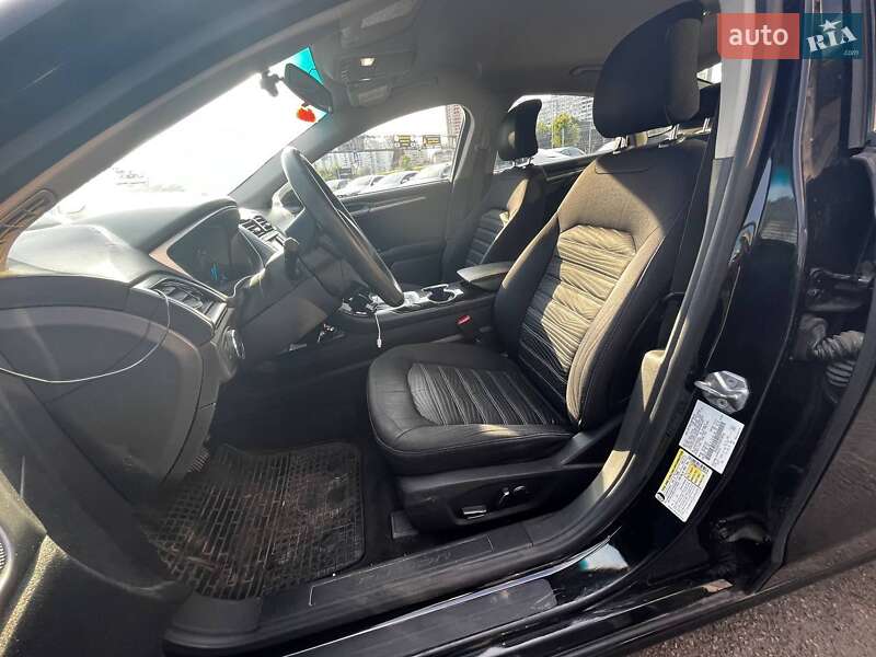Седан Ford Fusion 2016 в Киеве фото 12 Седан Ford Fusion 2016 в Киеве