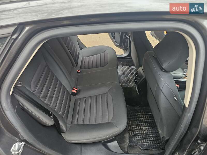 Седан Ford Fusion 2018 в Тернополе