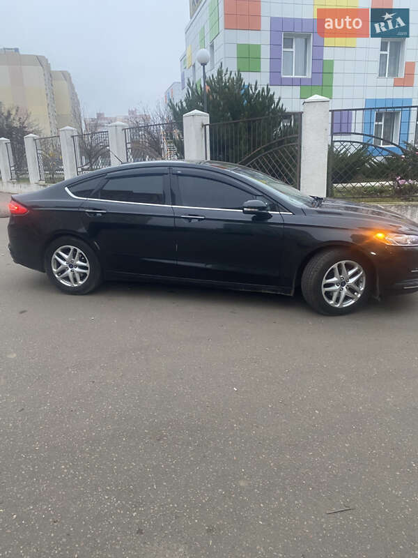 Седан Ford Fusion 2015 в Одессе