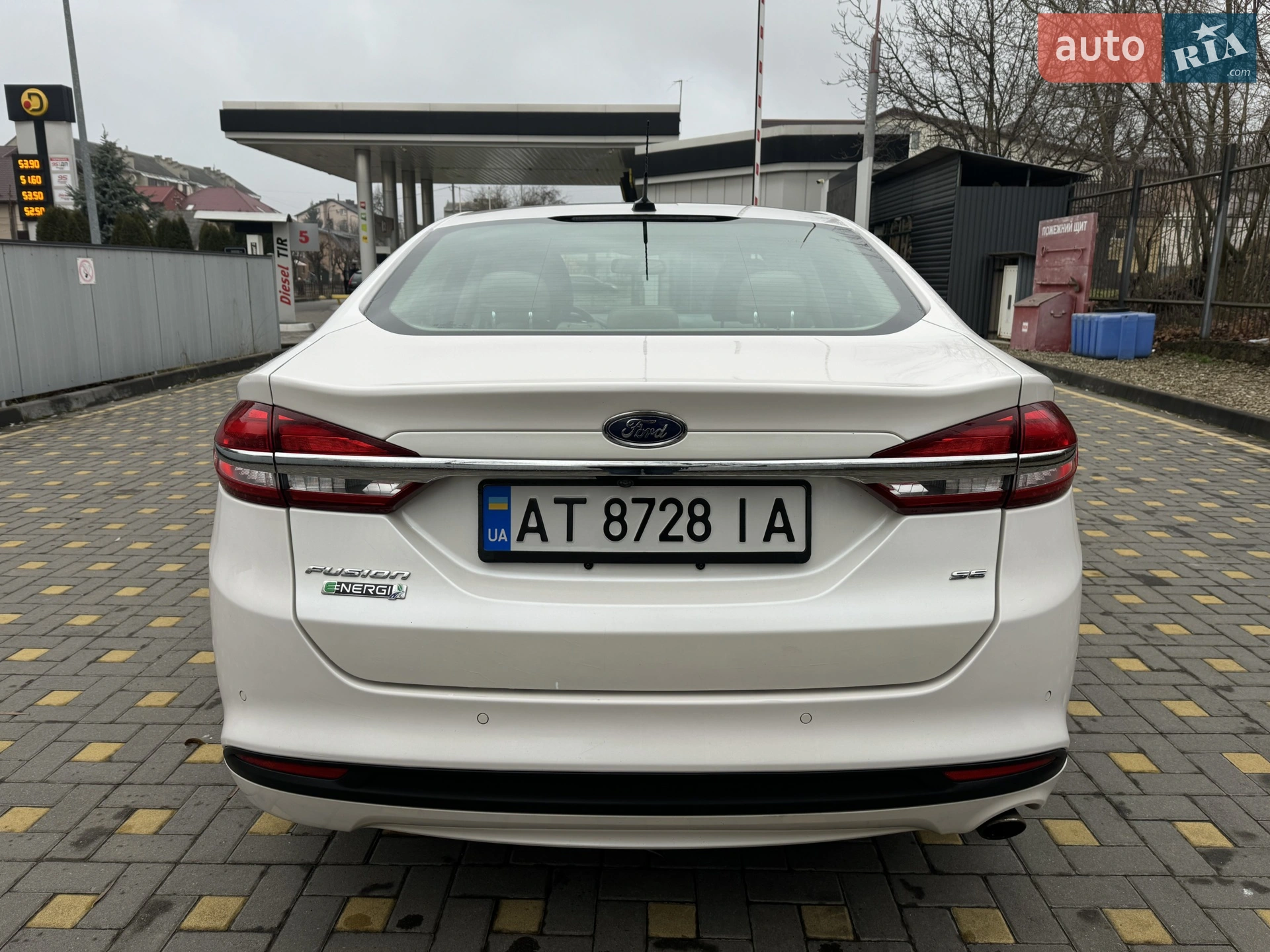 2016 Ford Fusion - мініатюра 8