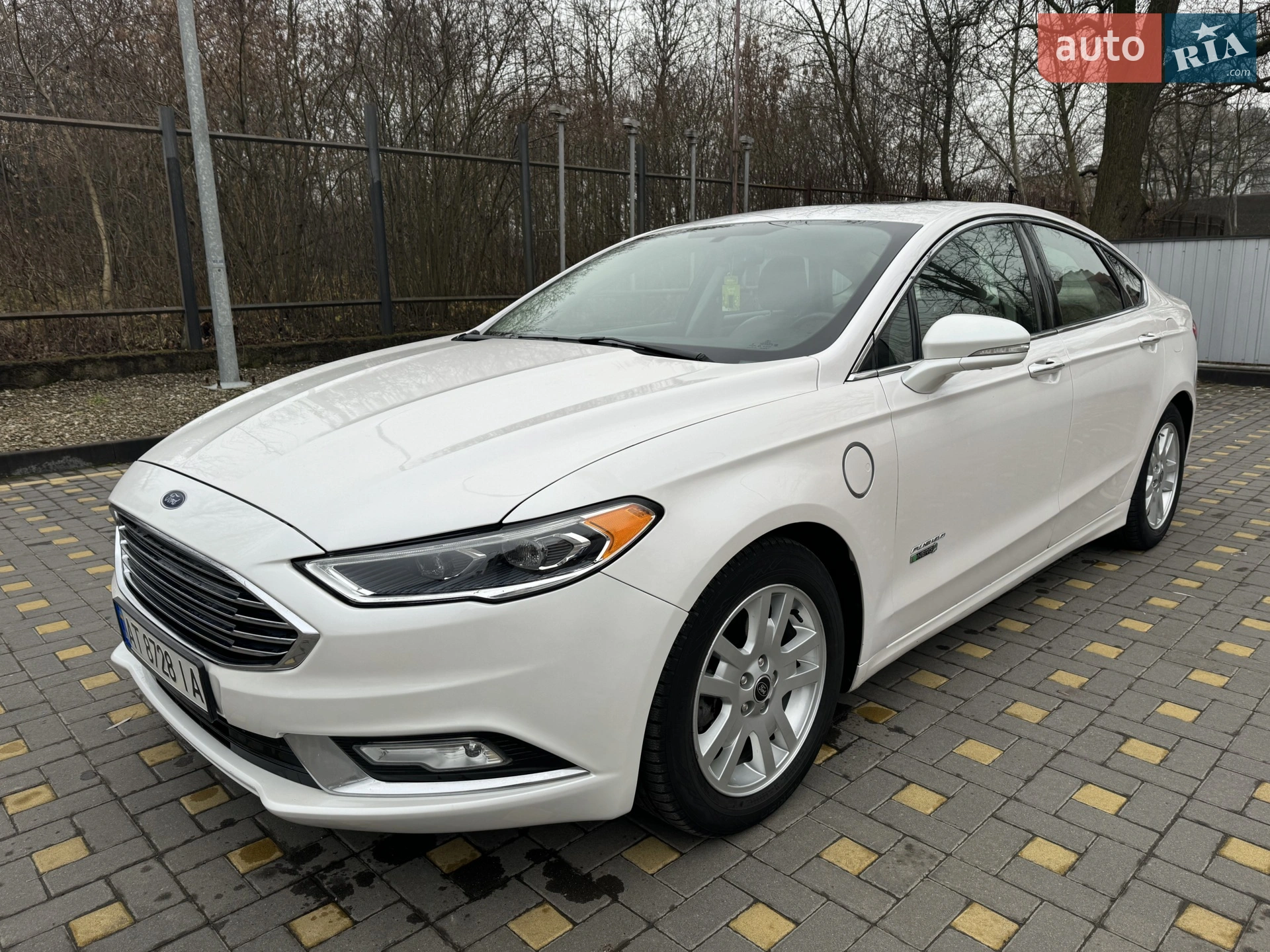 2016 Ford Fusion - мініатюра 12