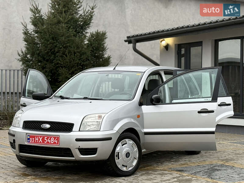 Хэтчбек Ford Fusion 2005 в Тернополе