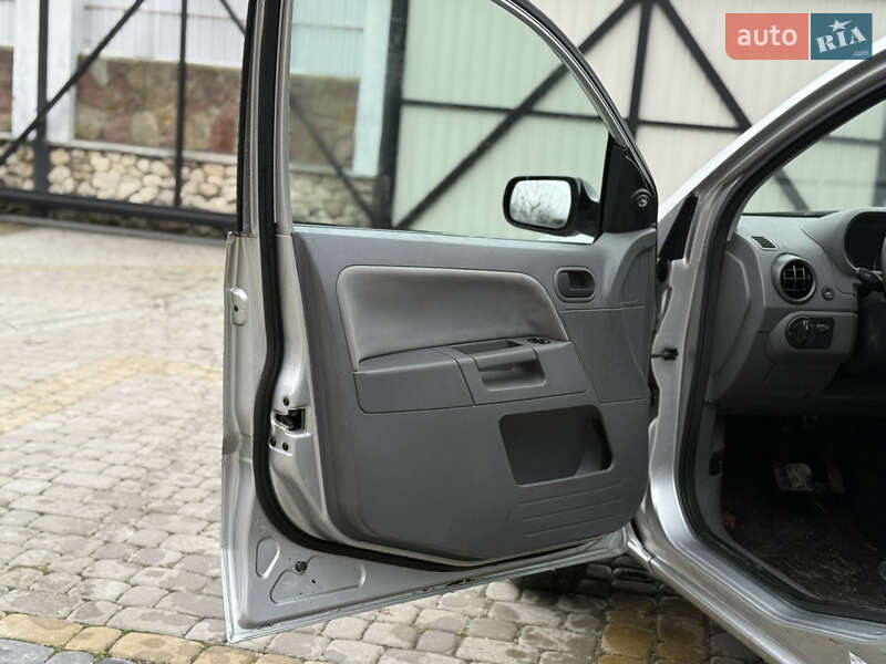 Хэтчбек Ford Fusion 2005 в Тернополе