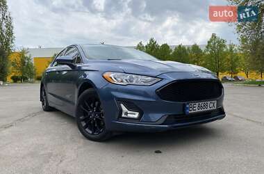 Седан Ford Fusion 2018 в Одесі
