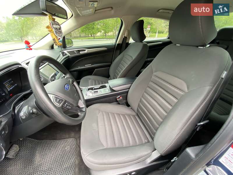 Седан Ford Fusion 2018 в Одессе
