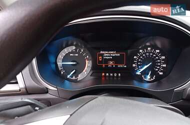 Седан Ford Fusion 2016 в Первомайську