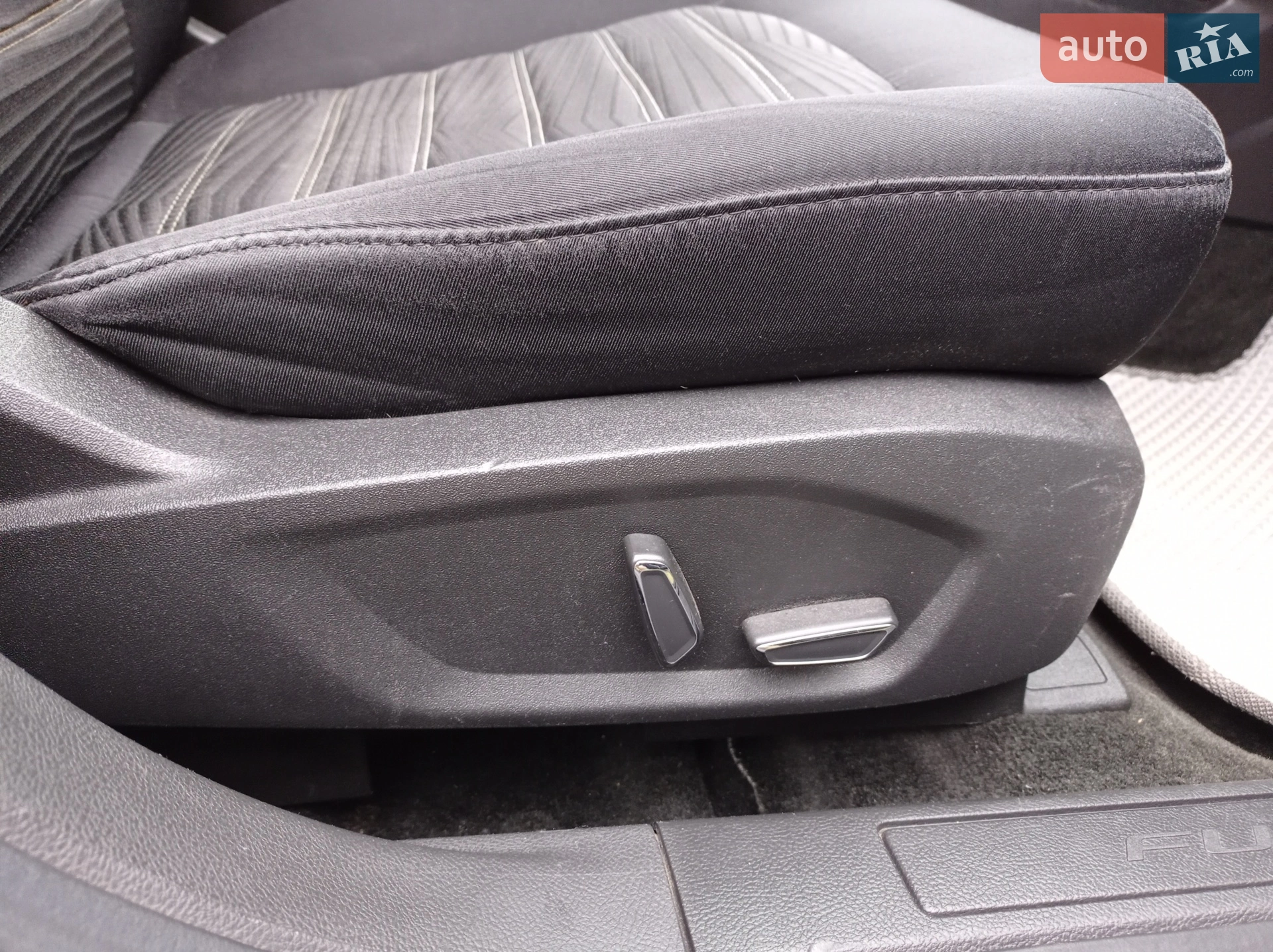 2016 Ford Fusion - мініатюра 11