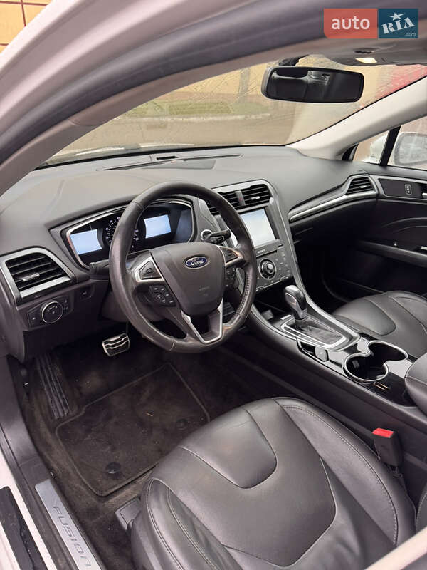 Седан Ford Fusion 2015 в Киеве