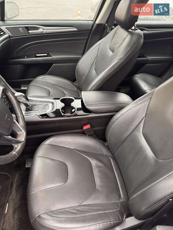 Седан Ford Fusion 2015 в Киеве