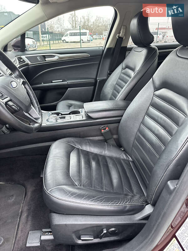 Седан Ford Fusion 2016 в Киеве фото 11 Седан Ford Fusion 2016 в Киеве