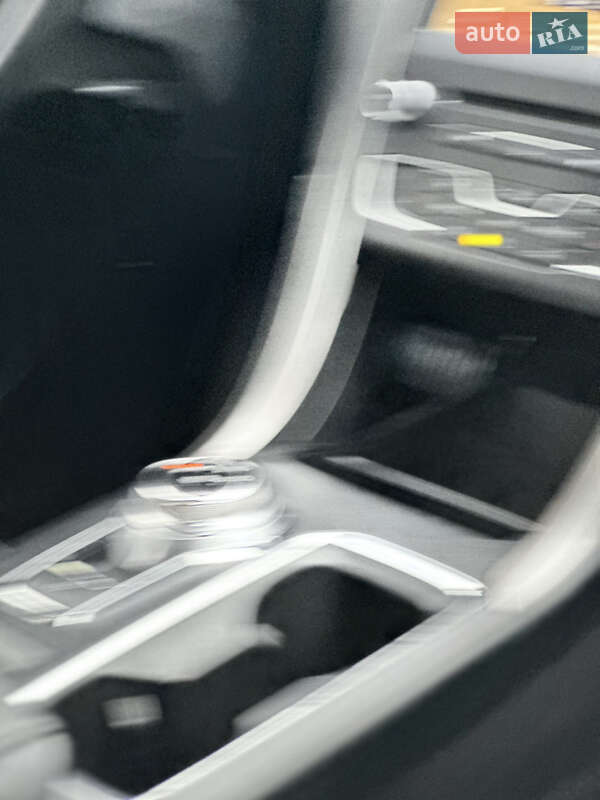 Седан Ford Fusion 2016 в Киеве фото 22 Седан Ford Fusion 2016 в Киеве