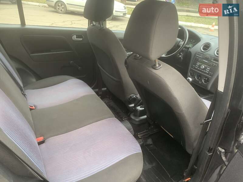 Хетчбек Ford Fusion 2008 в Львові