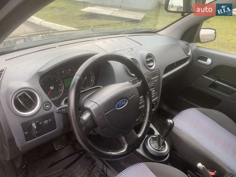 Хетчбек Ford Fusion 2008 в Львові