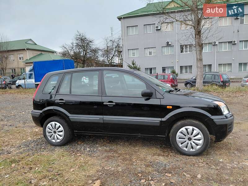 Хэтчбек Ford Fusion 2009 в Ровно фото 4 Хэтчбек Ford Fusion 2009 в Ровно