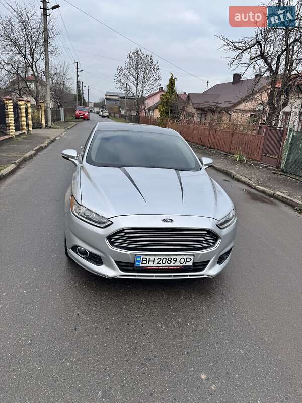 Седан Ford Fusion 2014 в Чернигове