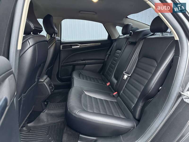 Седан Ford Fusion 2016 в Киеве фото 10 Седан Ford Fusion 2016 в Киеве