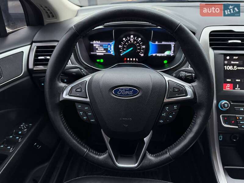 Седан Ford Fusion 2016 в Киеве фото 14 Седан Ford Fusion 2016 в Киеве