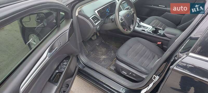 Седан Ford Fusion 2015 в Кременчуге фото 6 Седан Ford Fusion 2015 в Кременчуге