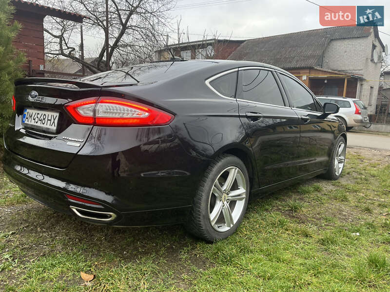 Седан Ford Fusion 2015 в Житомире