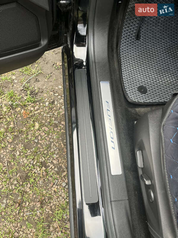 Седан Ford Fusion 2015 в Житомире