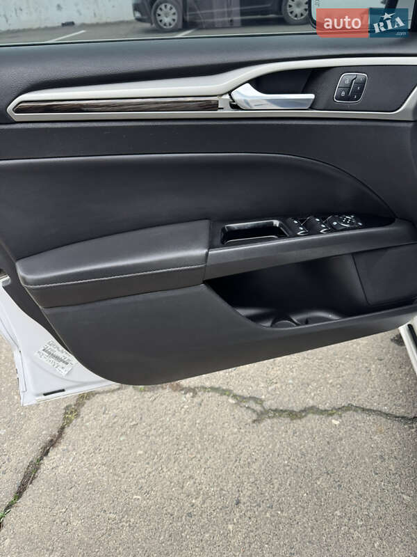 Седан Ford Fusion 2014 в Білгороді-Дністровському фото 12 Седан Ford Fusion 2014 в Білгороді-Дністровському