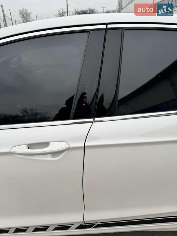 Седан Ford Fusion 2014 в Білгороді-Дністровському фото 25 Седан Ford Fusion 2014 в Білгороді-Дністровському