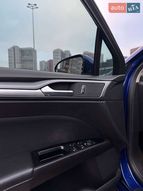Седан Ford Fusion 2016 в Киеве фото 17 Седан Ford Fusion 2016 в Киеве