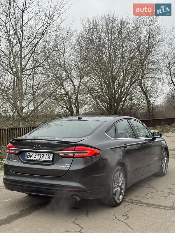 Седан Ford Fusion 2017 в Ровно фото 6 Седан Ford Fusion 2017 в Ровно