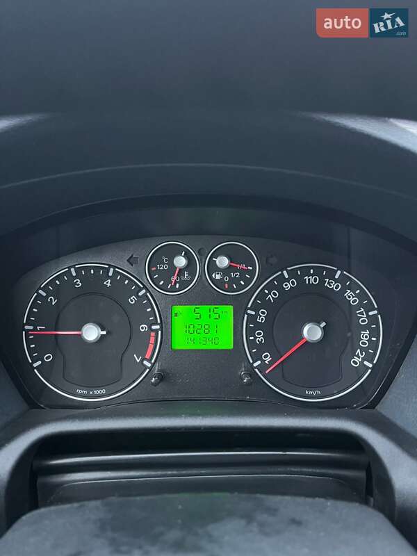 Хэтчбек Ford Fusion 2010 в Остер фото 4 Хэтчбек Ford Fusion 2010 в Остер