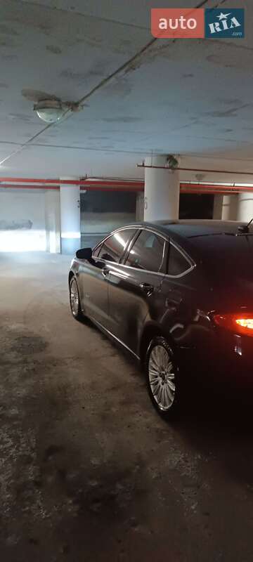 Седан Ford Fusion 2013 в Харькове