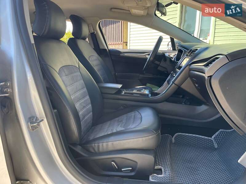 Седан Ford Fusion 2017 в Киеве фото 12 Седан Ford Fusion 2017 в Киеве