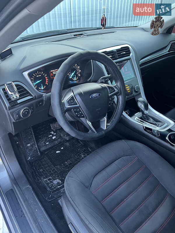 Седан Ford Fusion 2013 в Запорожье фото 5 Седан Ford Fusion 2013 в Запорожье