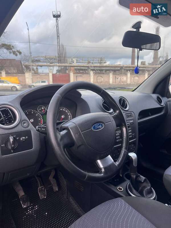 Хэтчбек Ford Fusion 2008 в Киеве фото 13 Хэтчбек Ford Fusion 2008 в Киеве