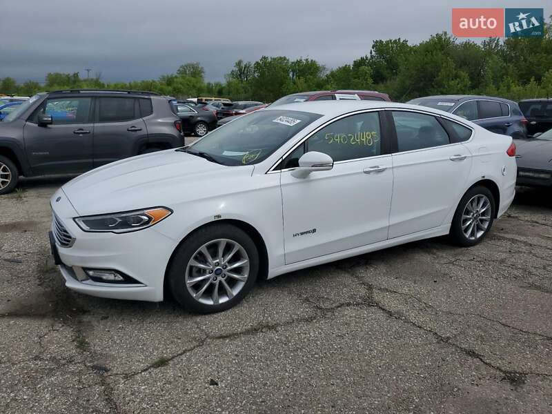 Седан Ford Fusion 2017 в Чернигове фото Седан Ford Fusion 2017 в Чернигове