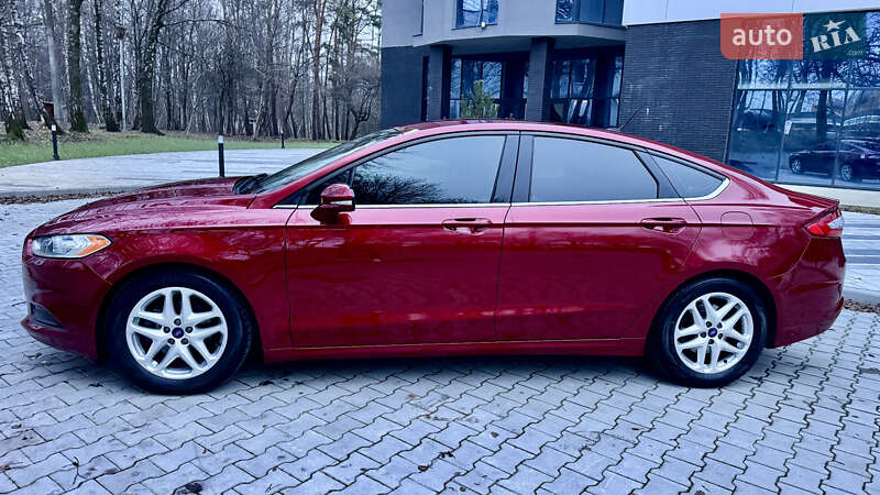 Седан Ford Fusion 2015 в Тернополе
