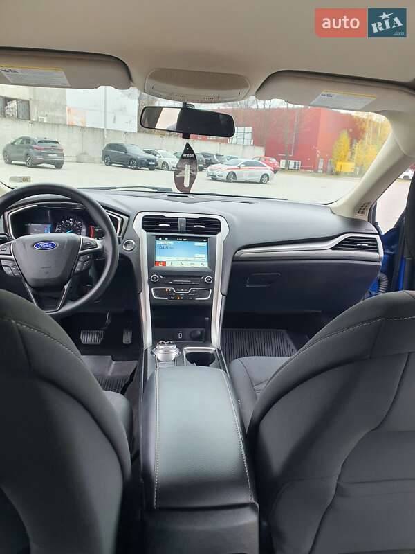 Седан Ford Fusion 2017 в Тернополе фото 24 Седан Ford Fusion 2017 в Тернополе
