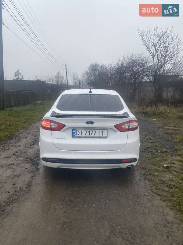 Седан Ford Fusion 2014 в Виннице