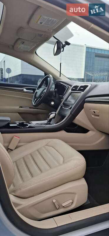 Седан Ford Fusion 2013 в Одессе