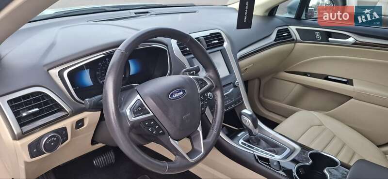Седан Ford Fusion 2013 в Одессе
