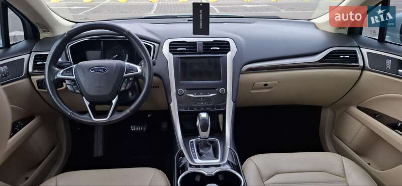 Седан Ford Fusion 2013 в Одессе