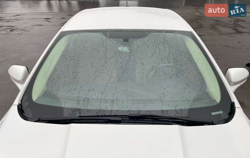 Седан Ford Fusion 2013 в Киеве фото 9 Седан Ford Fusion 2013 в Киеве