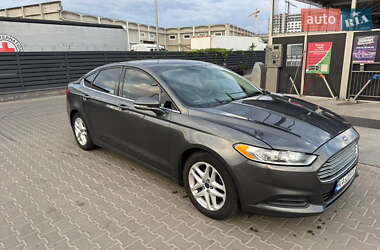 Седан Ford Fusion 2015 в Киеве