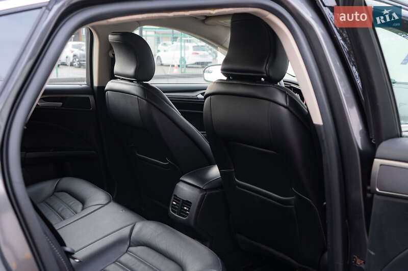 Седан Ford Fusion 2018 в Киеве фото 46 Седан Ford Fusion 2018 в Киеве